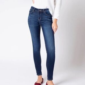 KANCAN Women's Size 3/25 Estilo Skinny Dark Denim Stretch Jeans Mid Rise NWT